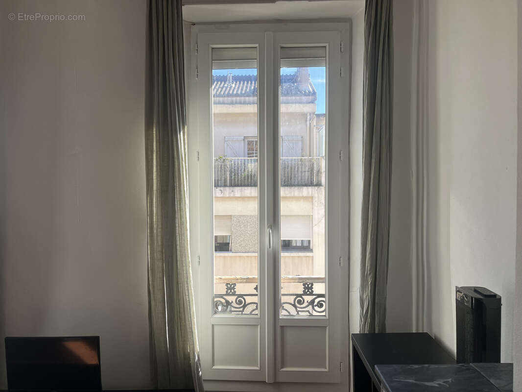 Appartement à MARSEILLE-6E