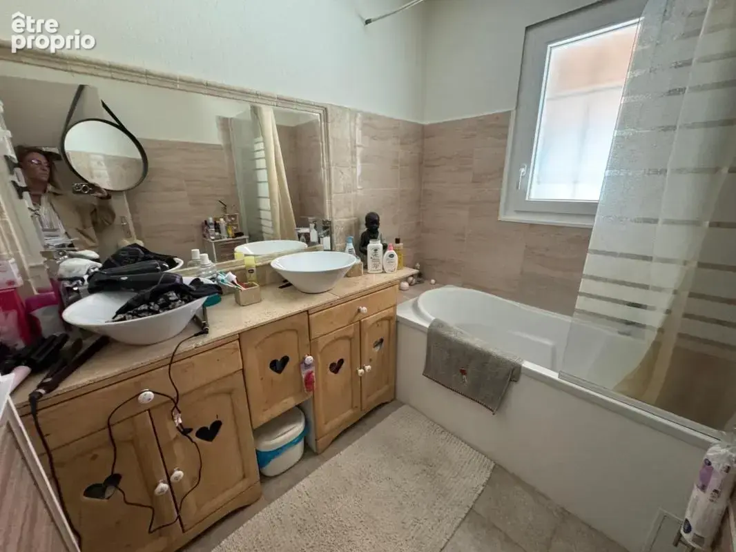 Vente Maison de Plain-Pied T5-4 avec Piscine et Garages – Peyruis (04) - photo 23