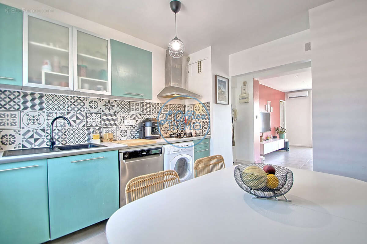 Appartement 70 m² à La Garde  - photo 4
