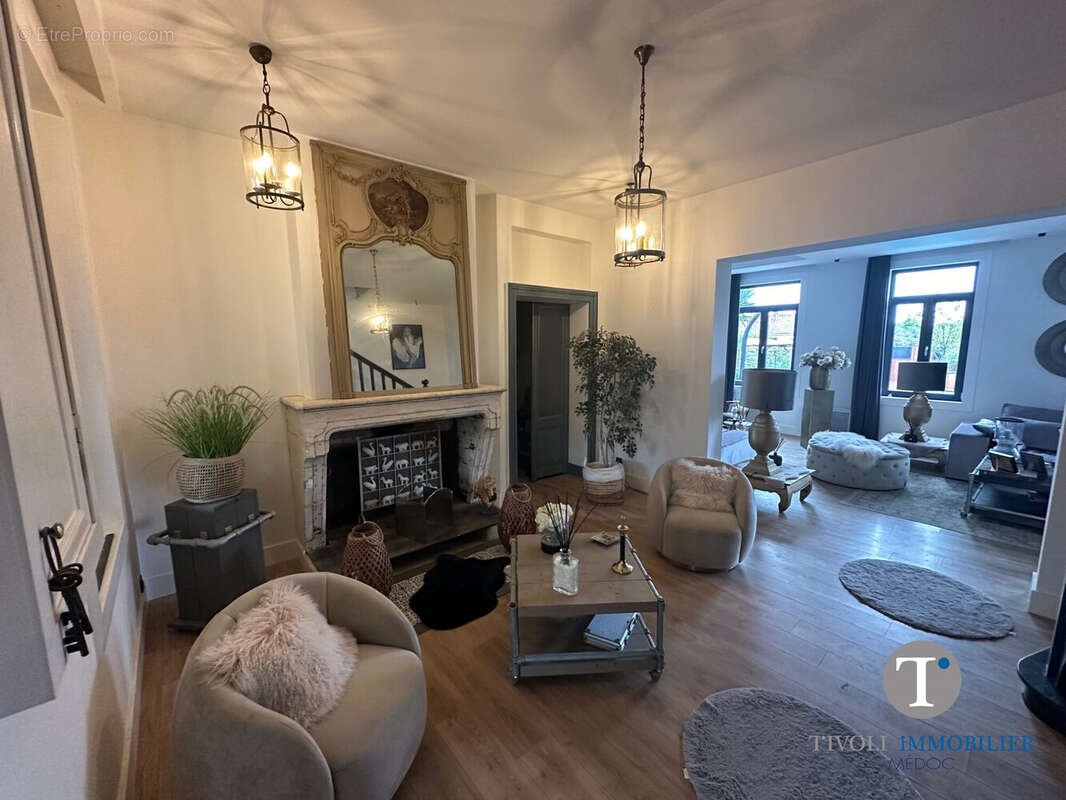 Maison à LE VERDON-SUR-MER