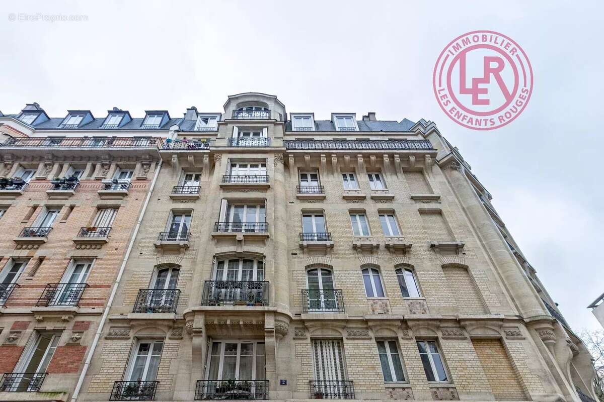 Appartement à PARIS-15E