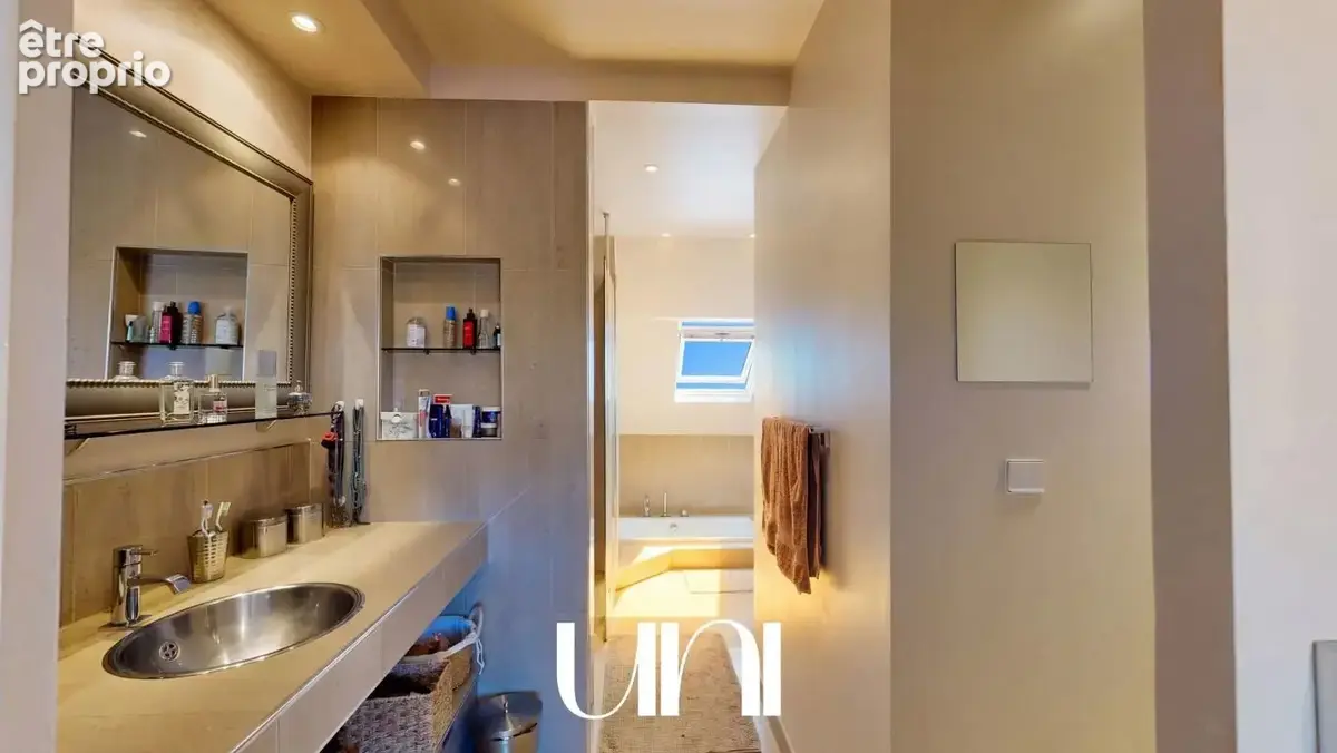 Maison 6 pièces de 180 m2 avec piscine - Ranville - photo 15