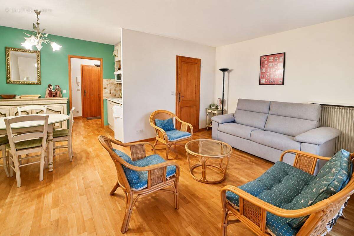 Appartement à SAINT-ETIENNE-DE-TINEE