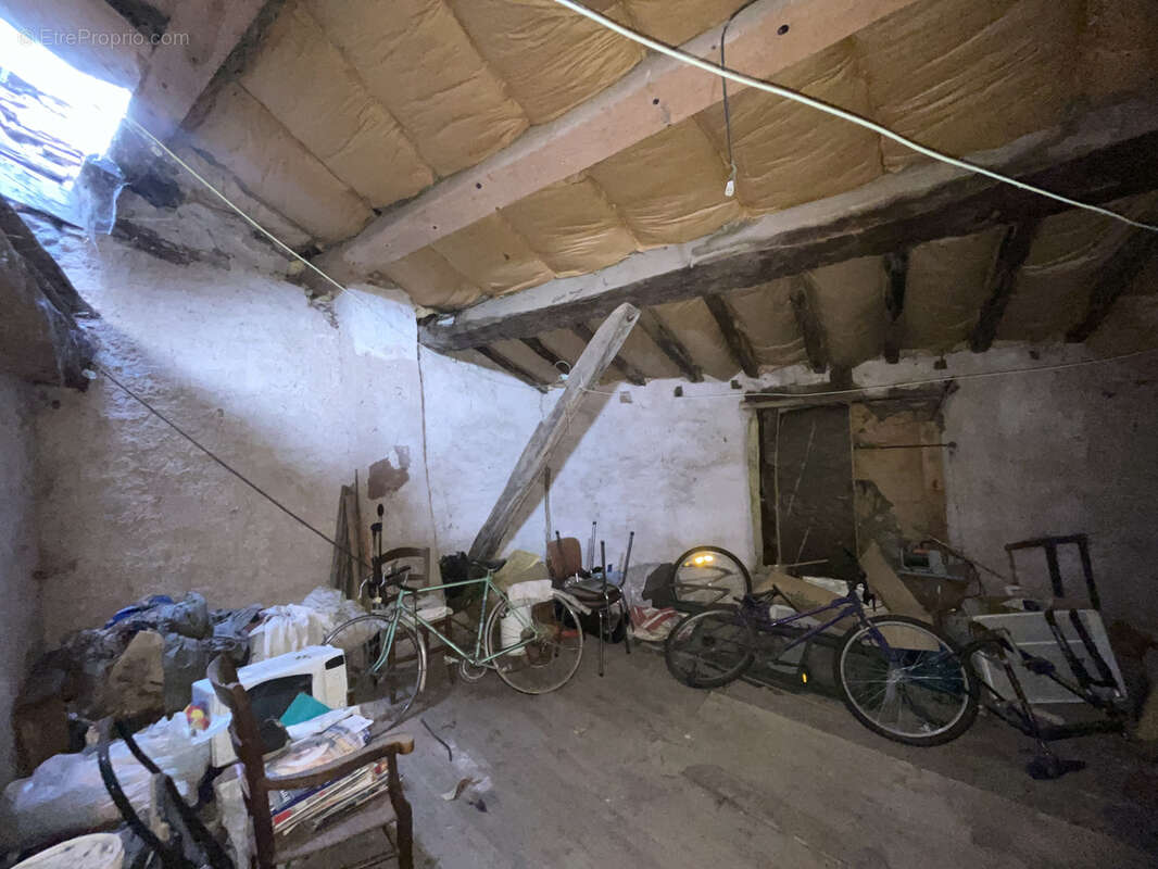 Maison à BELMONT-SUR-RANCE