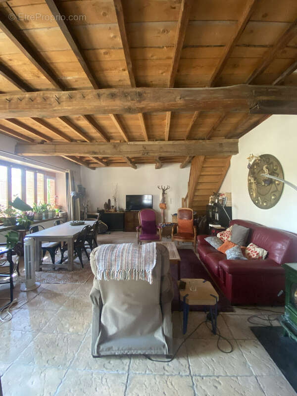 LACAPELLE   Coup de cœur - Ancienne forge rénovée avec jardin et terrasse couverte - photo 2