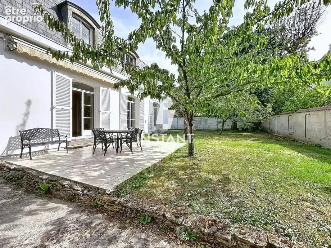 Maison à CRETEIL
