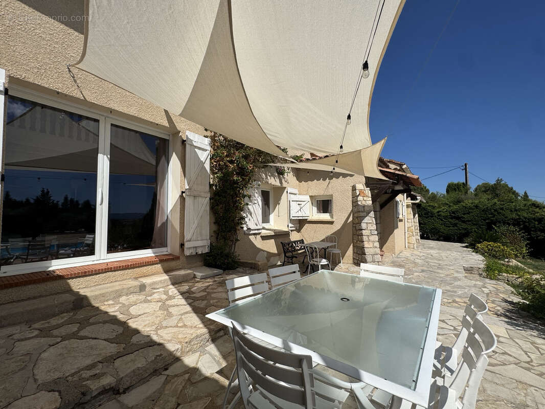 Maison à LORGUES