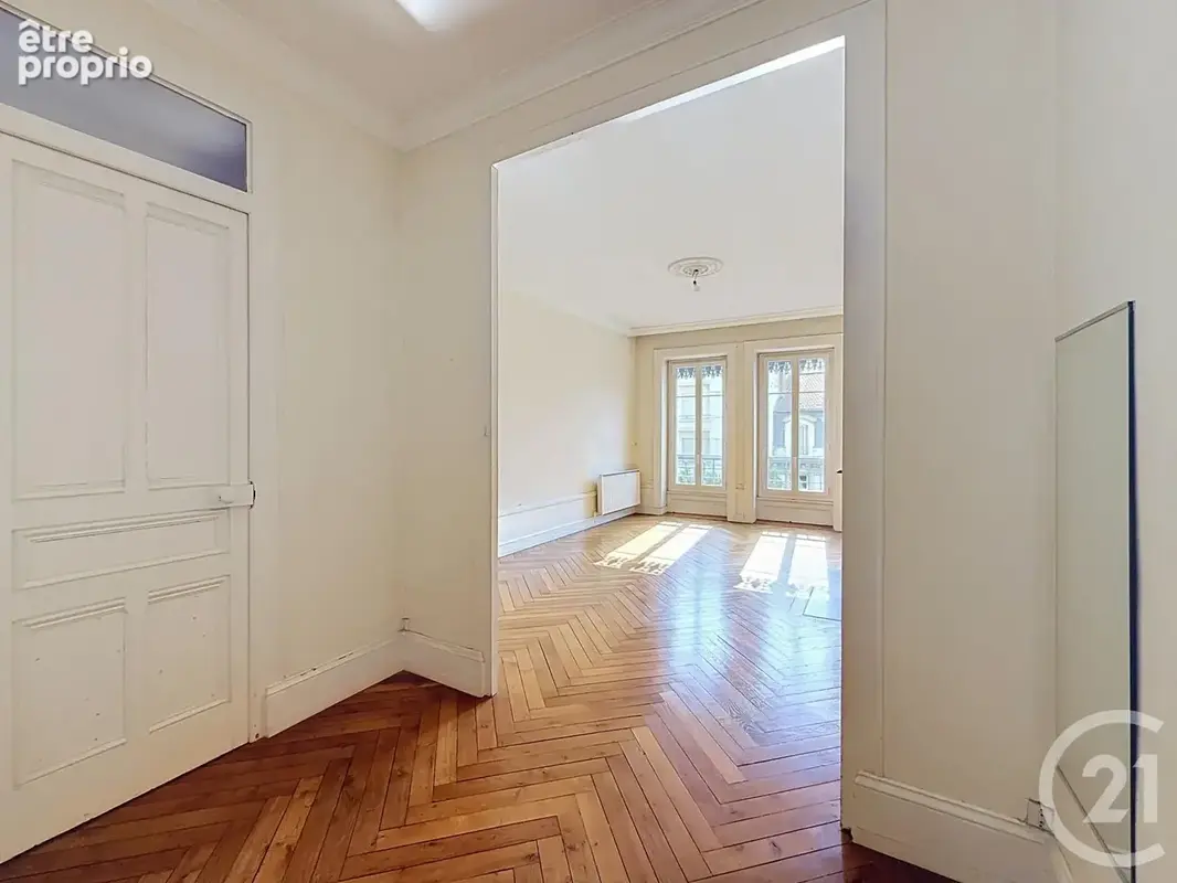 Appartement 72 m² à Lyon-7e  - photo 8