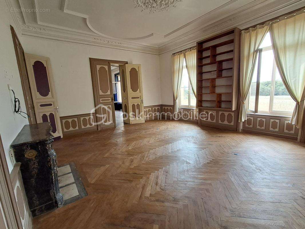 Maison à FONTENAY-LE-COMTE