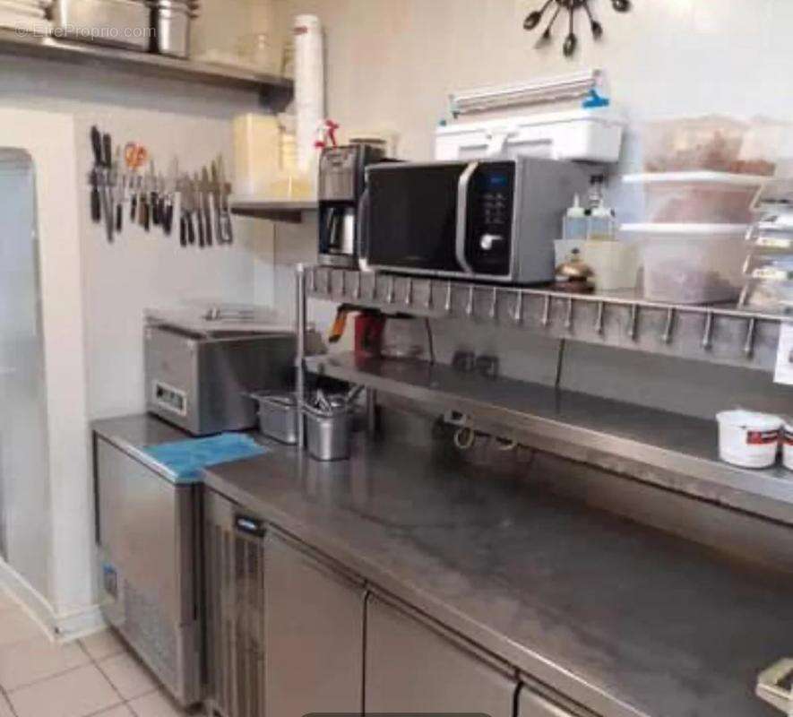 Commerce à LAGUIOLE