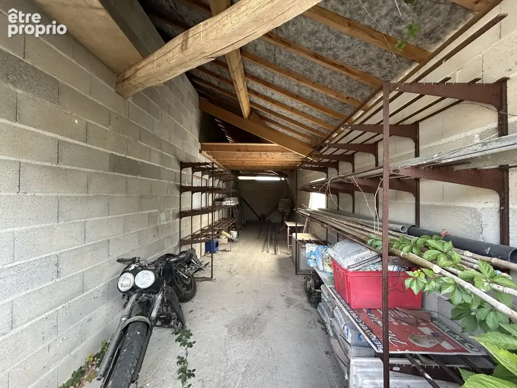 Maison habitable de suite, carport, garage, jardin - situation au calme - photo 17