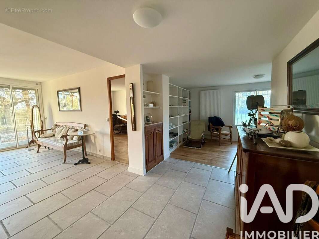 Photo 8 - Maison à SORGUES