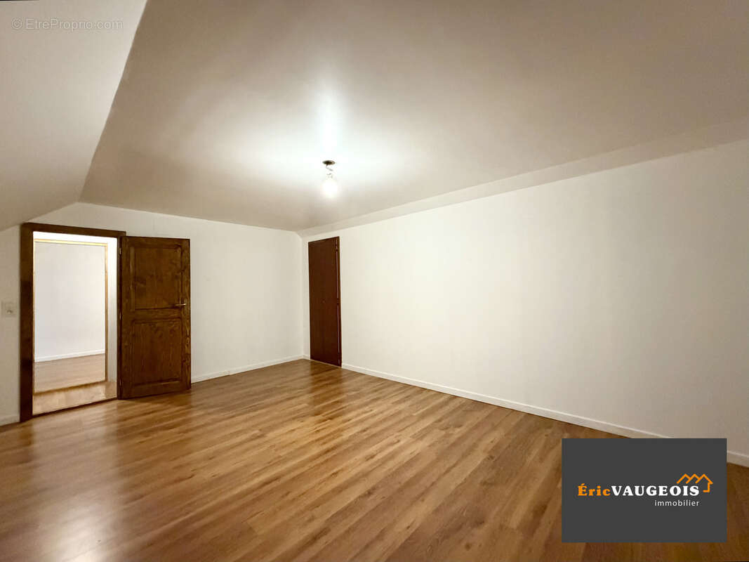 Appartement à COULOMMIERS
