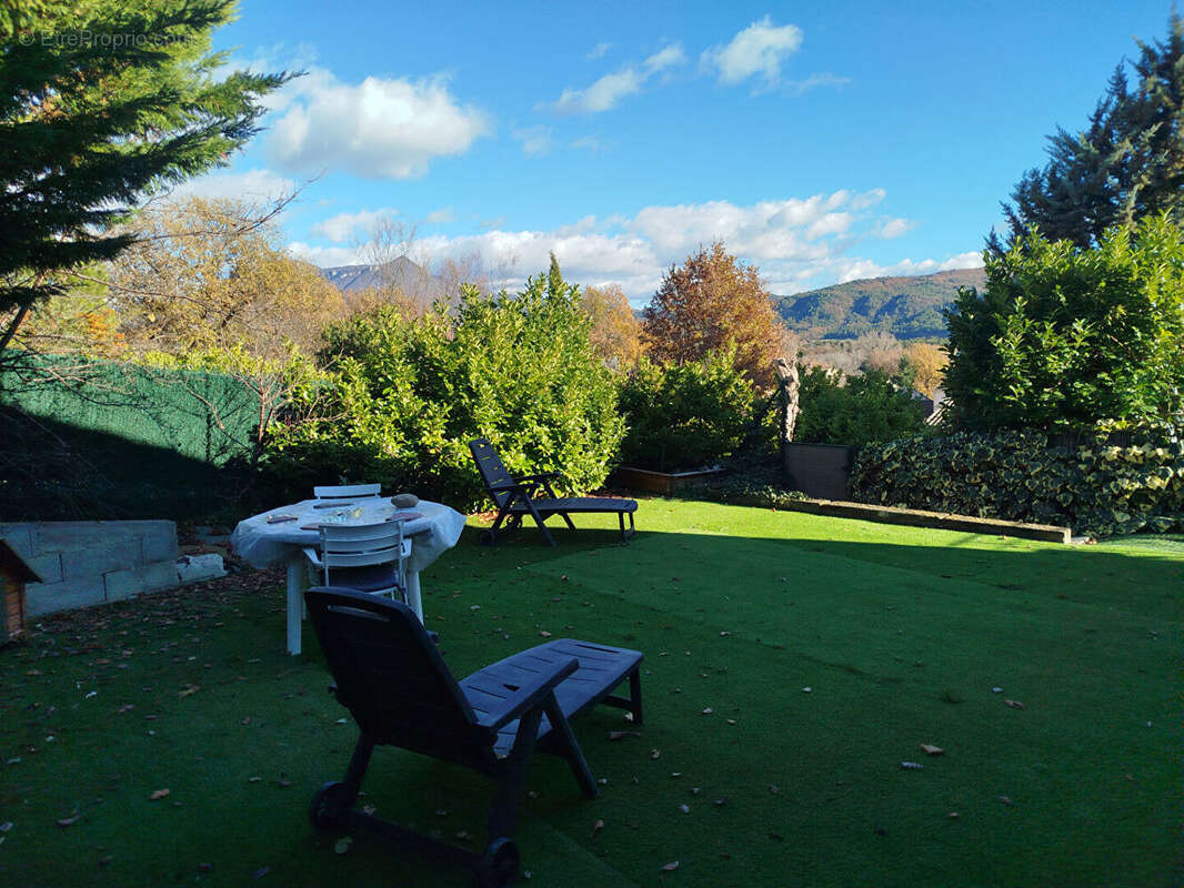 Maison à MALLEMOISSON