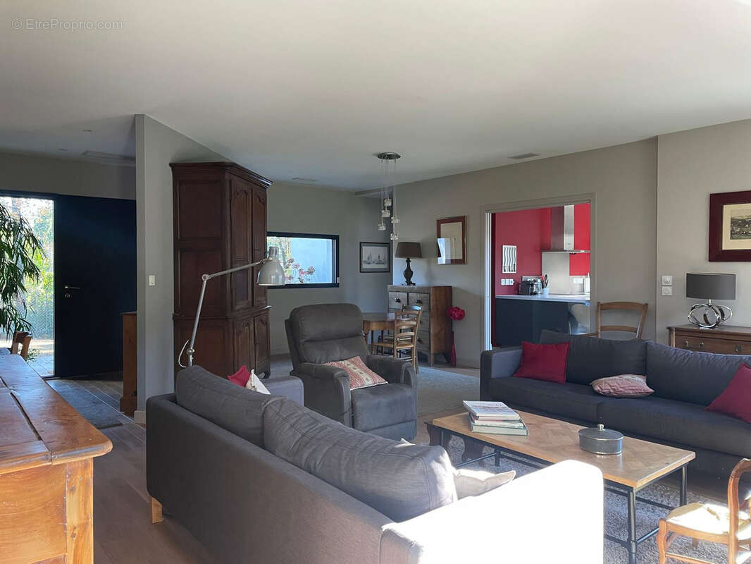 Maison à SAINT-CYR-AU-MONT-D'OR