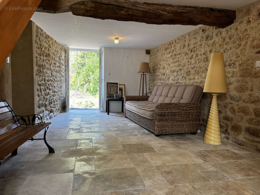 Maison à MIREBEAU