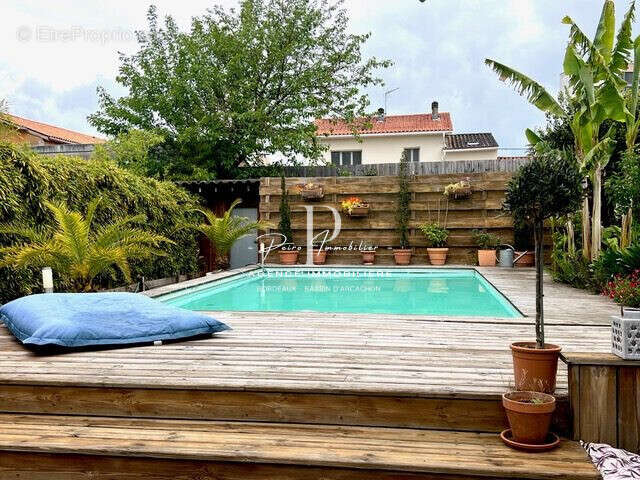 Maison à LE BOUSCAT