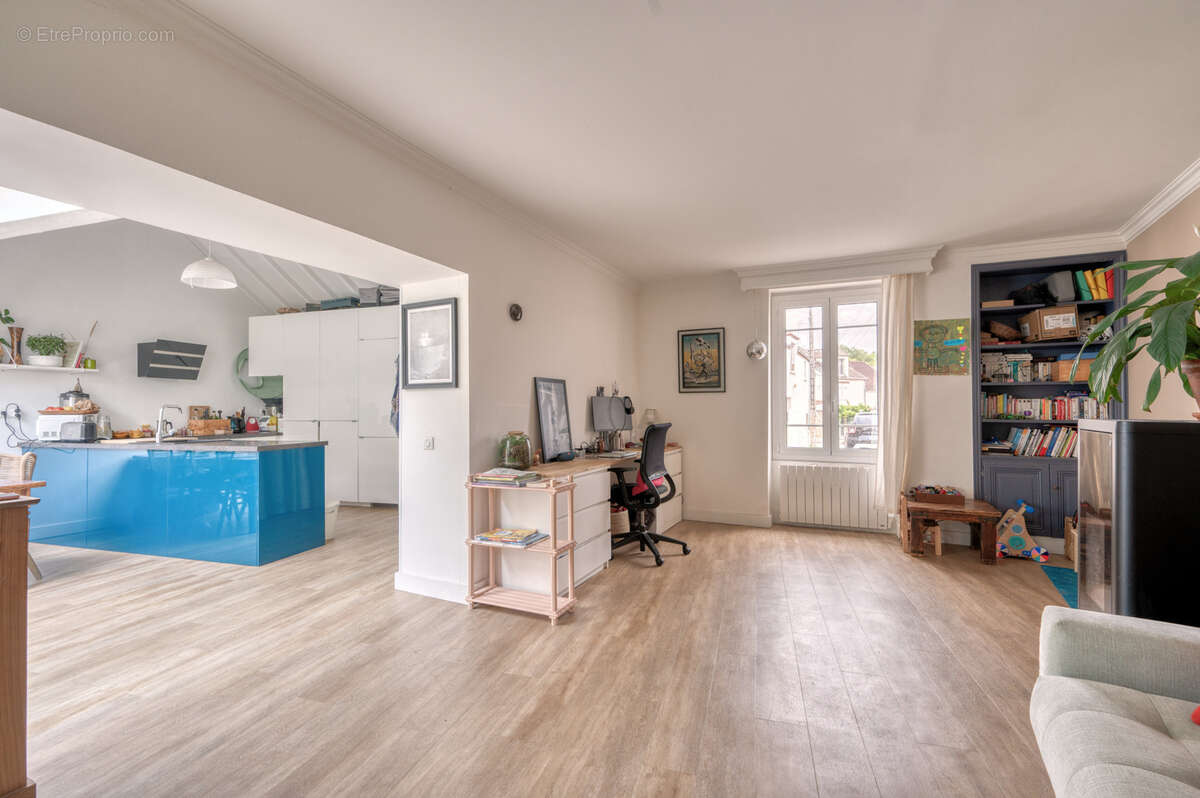 Maison à VILLEPREUX