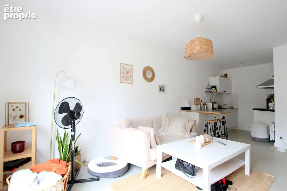 Appartement Orgeres  2 piece(s)  43 m2 - photo 2