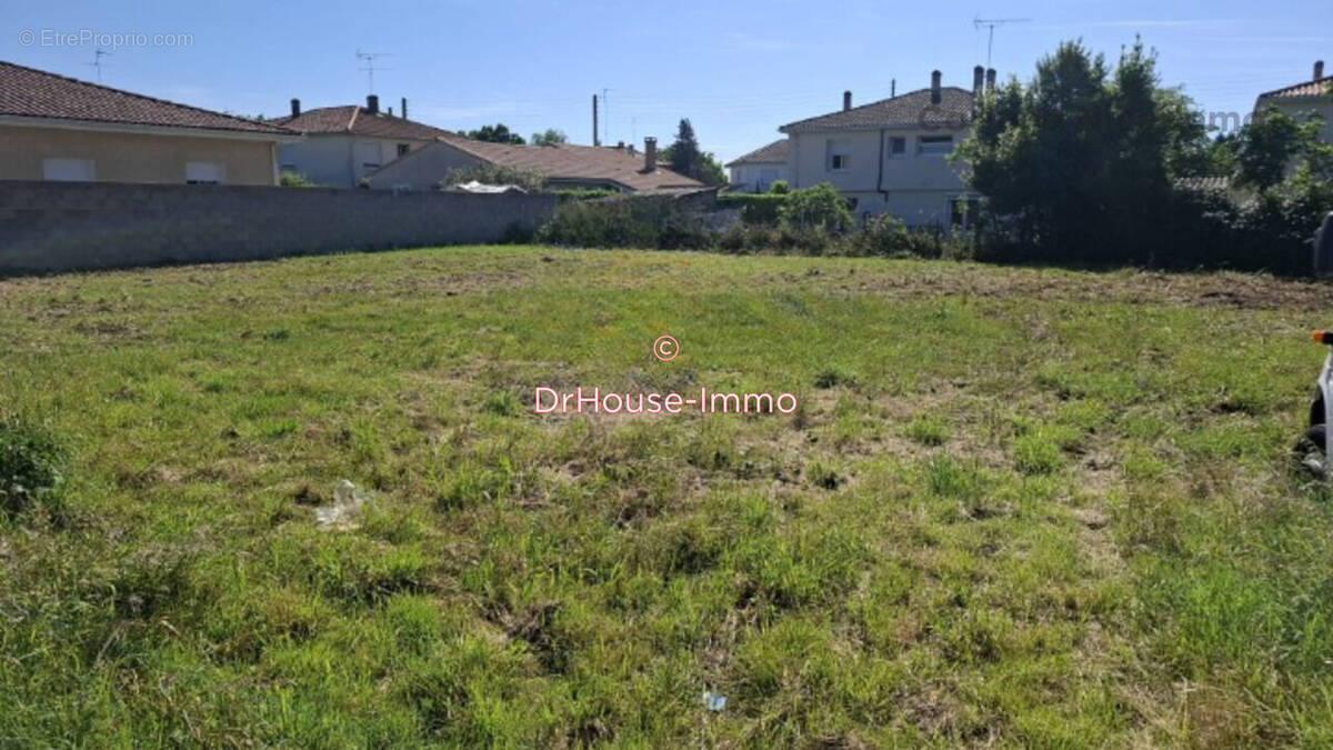 Terrain à MARMANDE