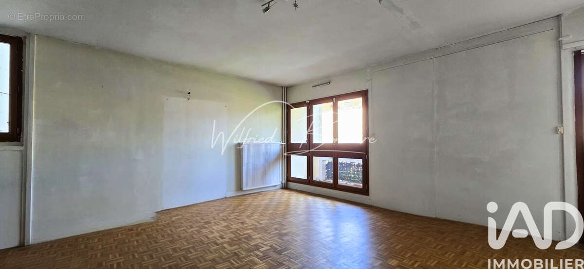 Photo 3 - Appartement à NANTERRE