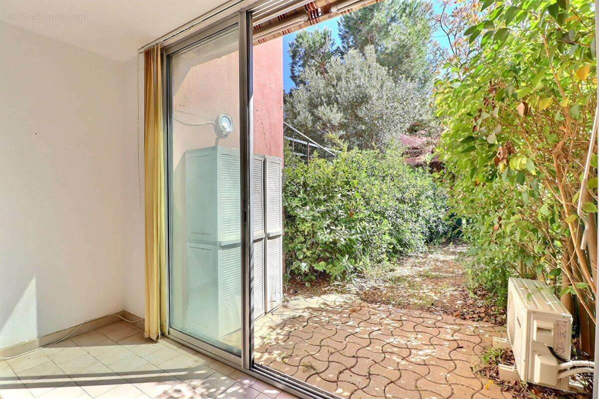 Appartement à SANARY-SUR-MER