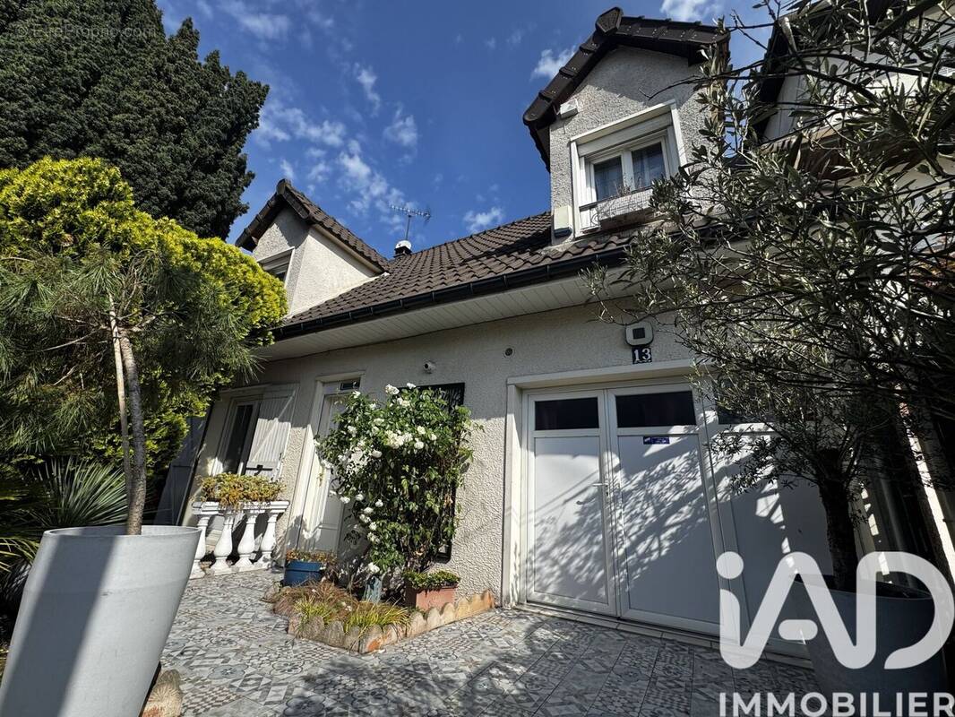 Photo 1 - Maison à BONDY