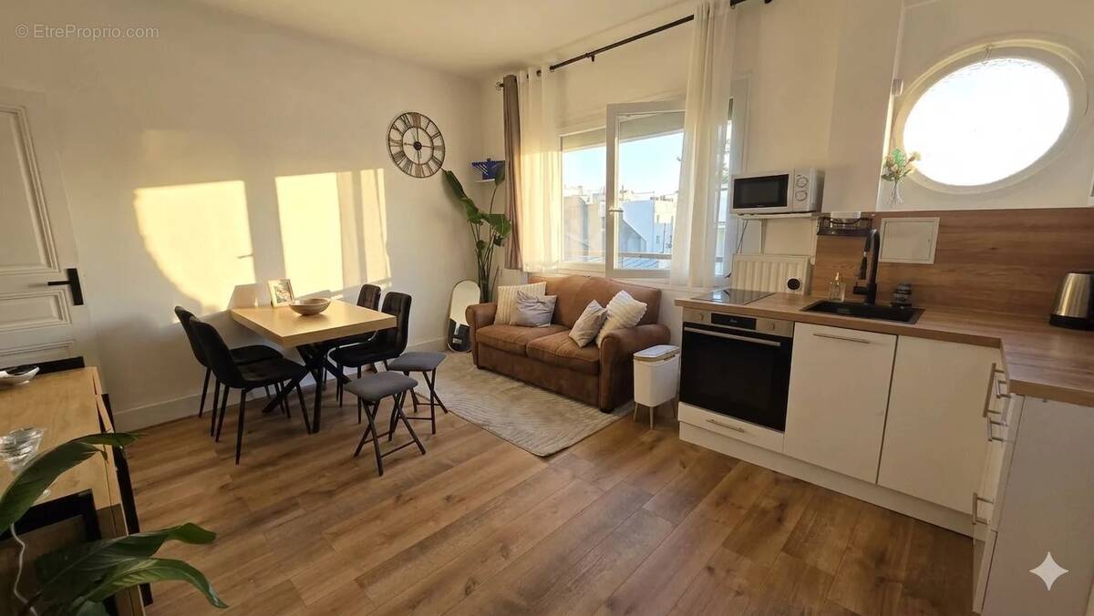 Appartement à LEVALLOIS-PERRET