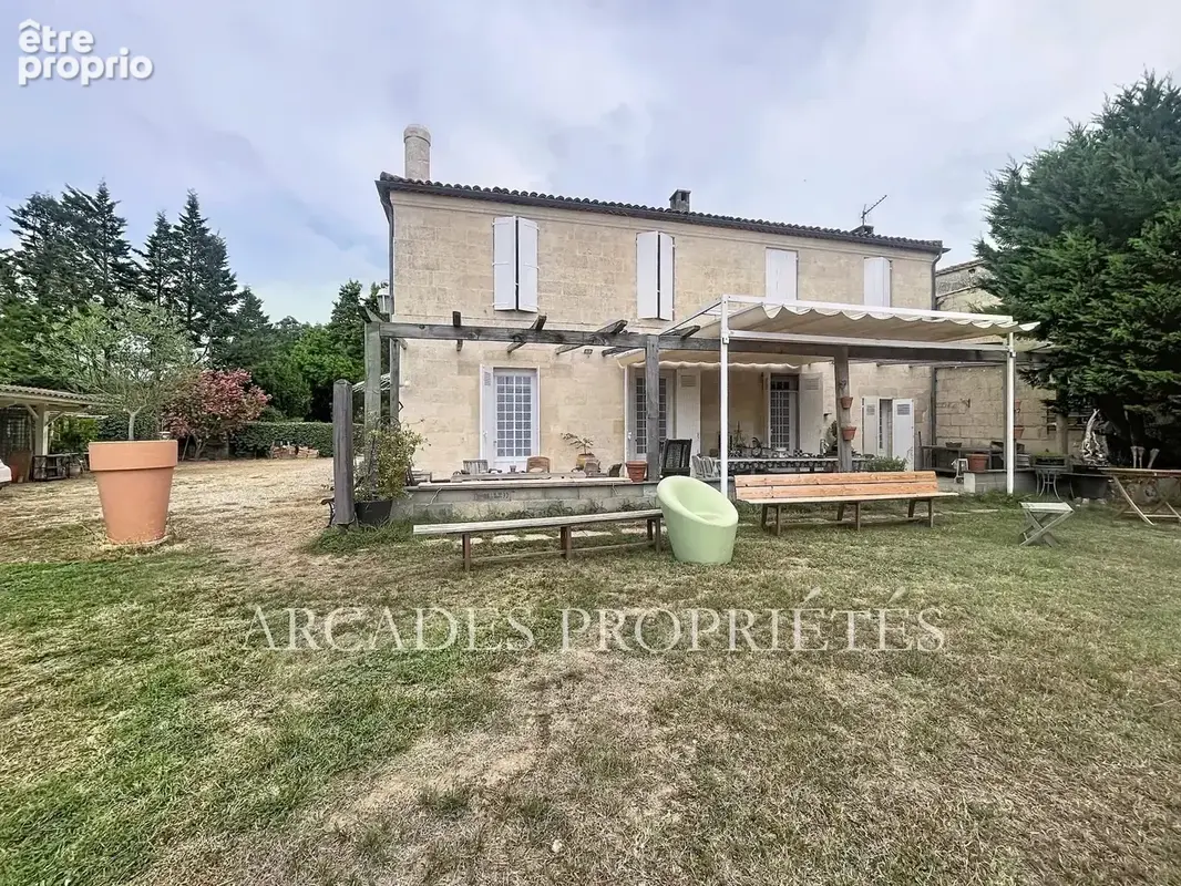 Maison 8 pièces 320 m² à vendre à Fronsac (33126) - photo 9