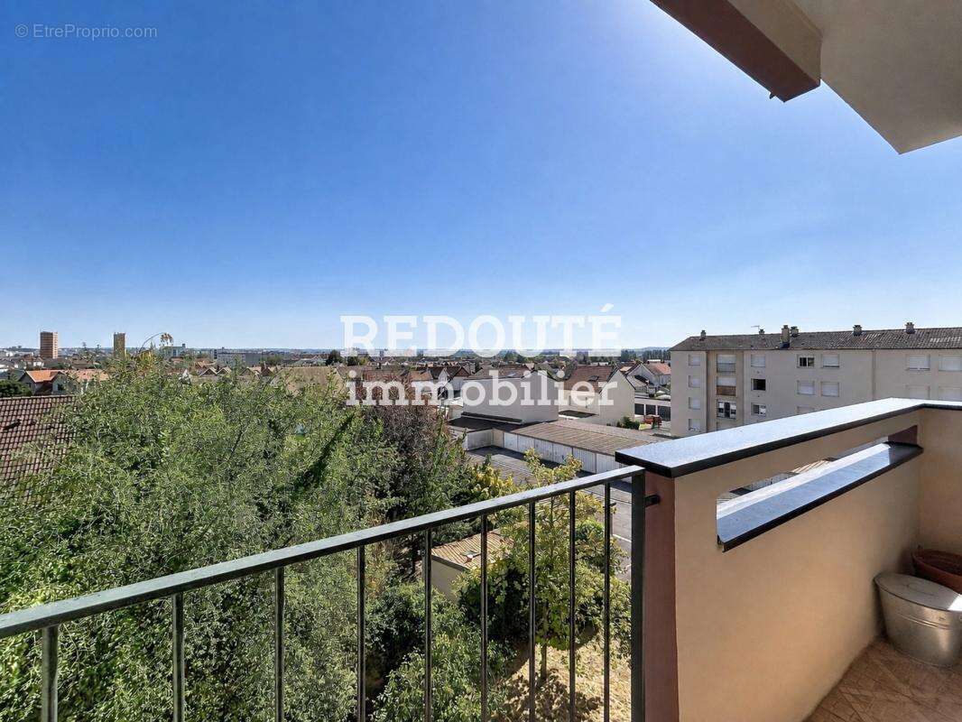 A vendre - appartement type 4 avec balcon - photo 6