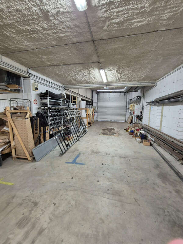 Parking à SAUVETERRE-DE-GUYENNE