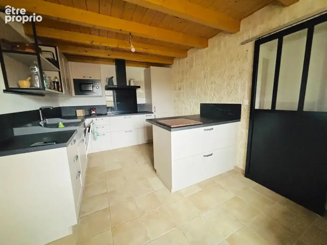 Maison Saint Romain De Benet 4 pièce(s) 153 m2 - photo 9