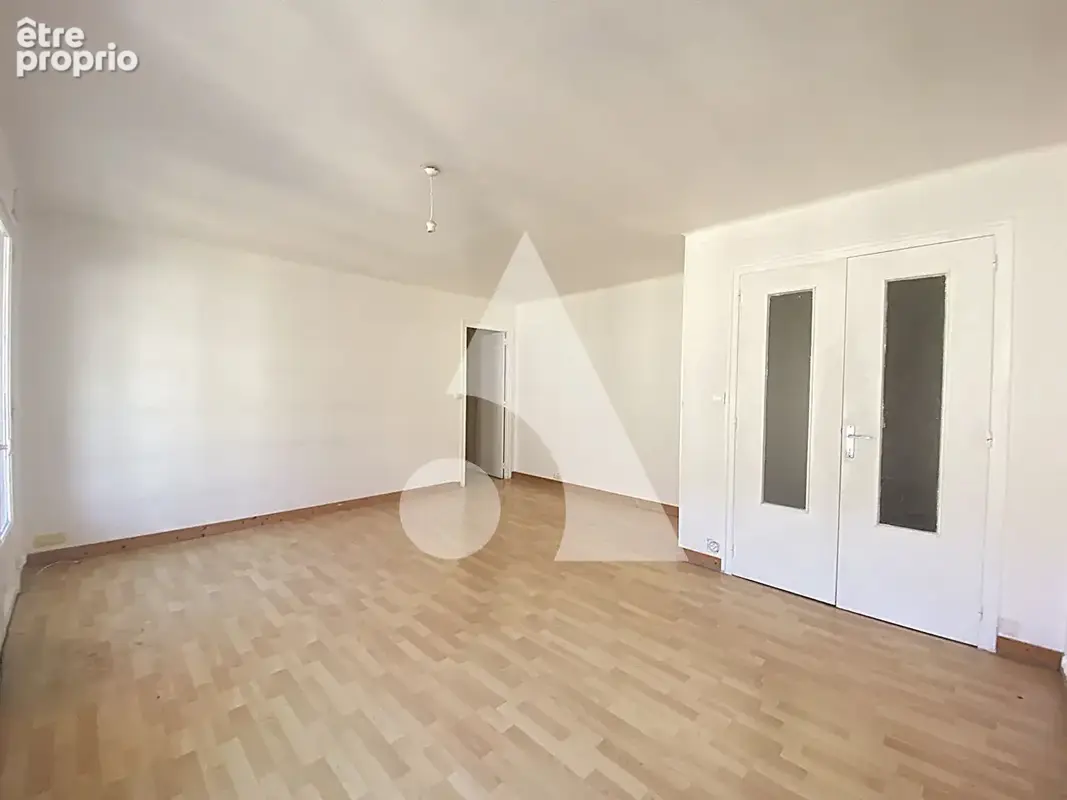 Appartement T4  centre ville - photo 8