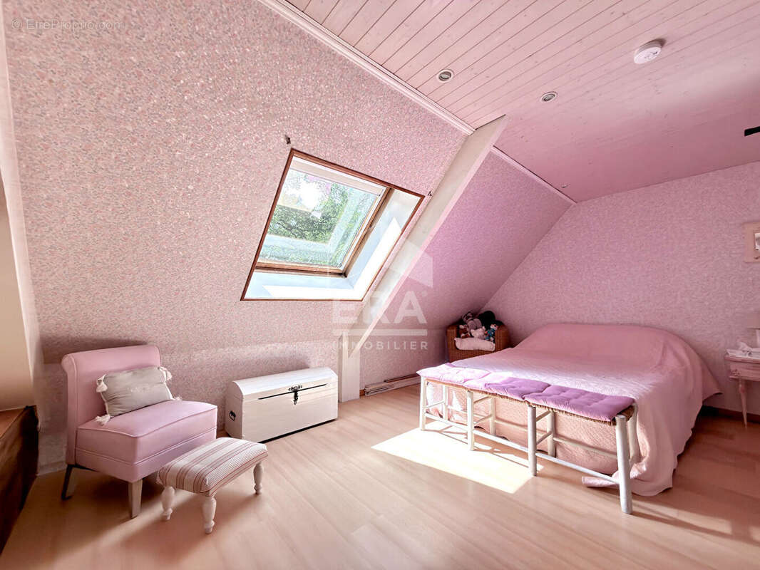 Maison à NOISY-SUR-ECOLE