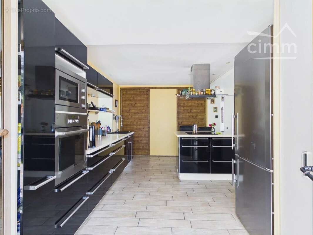 Maison à LA TERRASSE