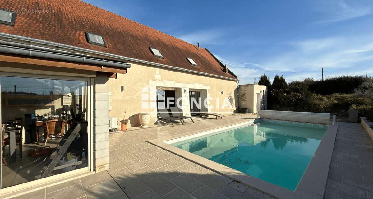 Maison à SAINT-EPAIN