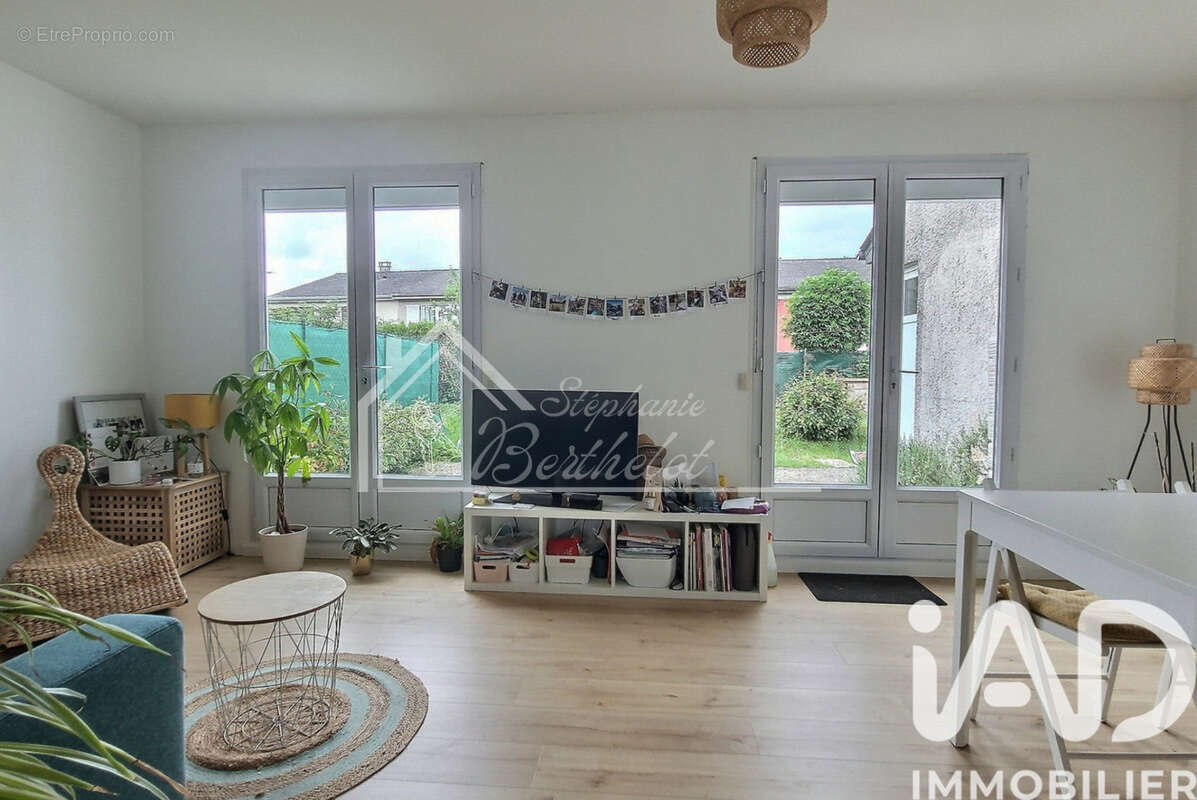 Photo 2 - Maison à OTHIS