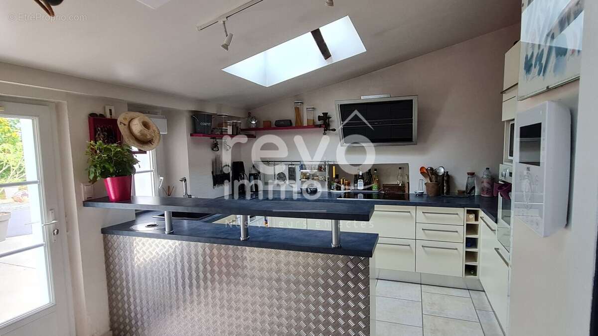 Maison à LE CELLIER