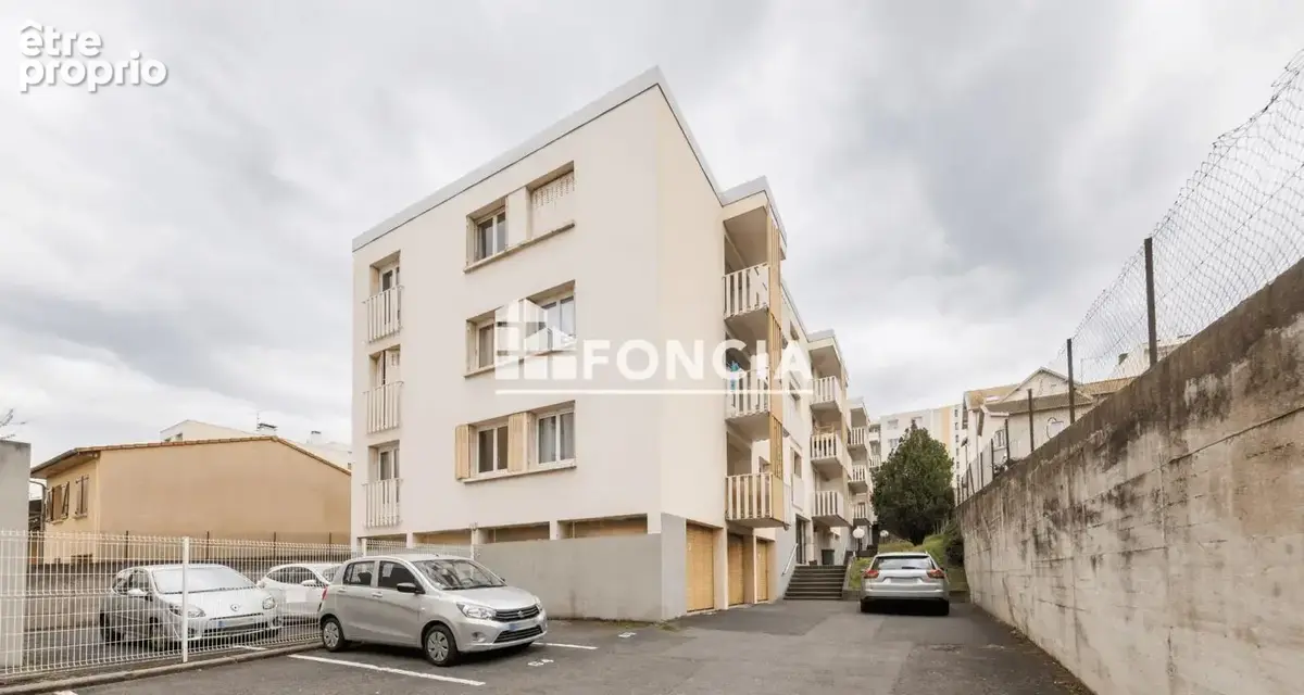 Appartement à CLERMONT-FERRAND