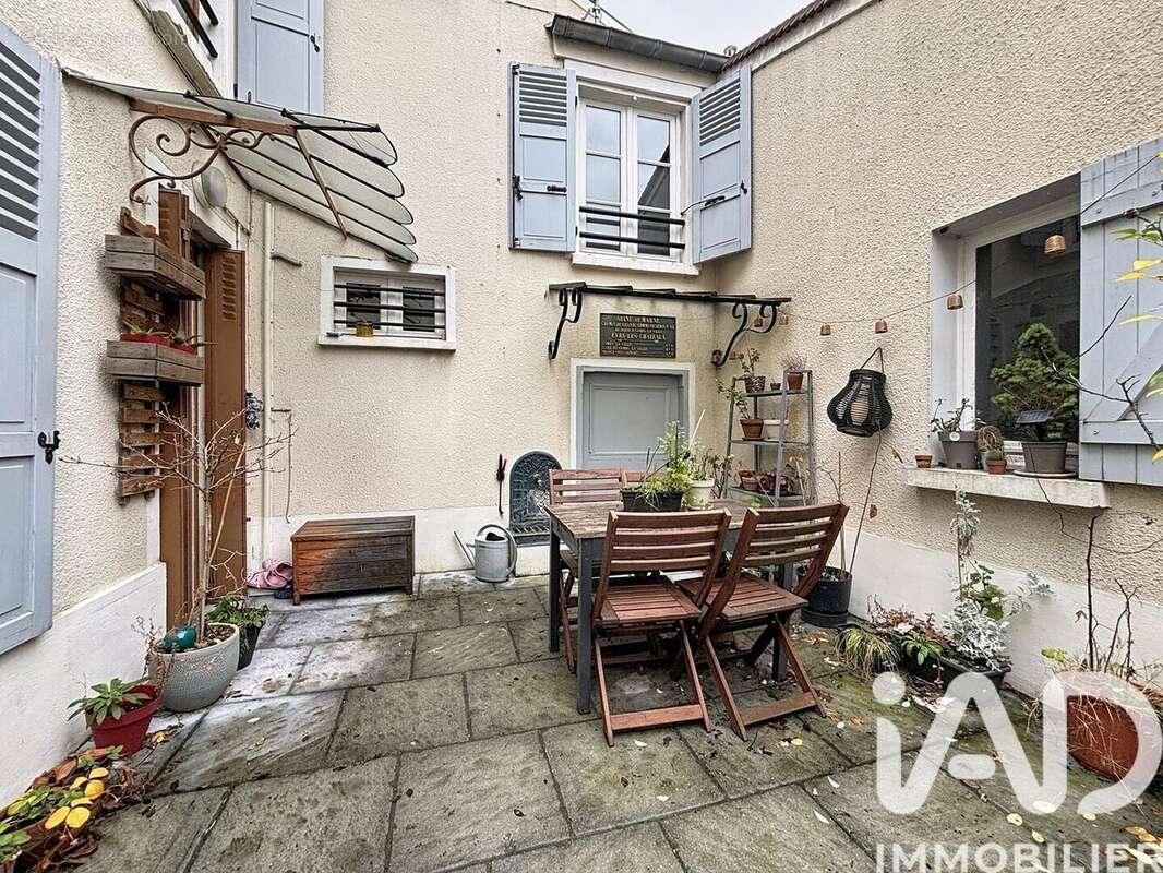 Photo 2 - Maison à BRIE-COMTE-ROBERT