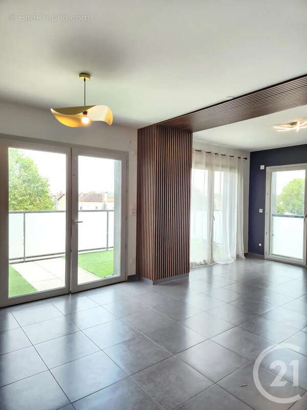 Appartement 92 m² à Rillieux-La-Pape  - photo 5