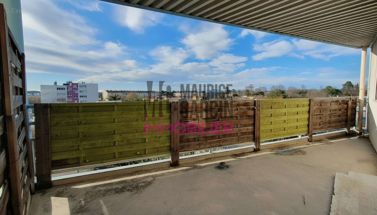 Appartement à SORGUES