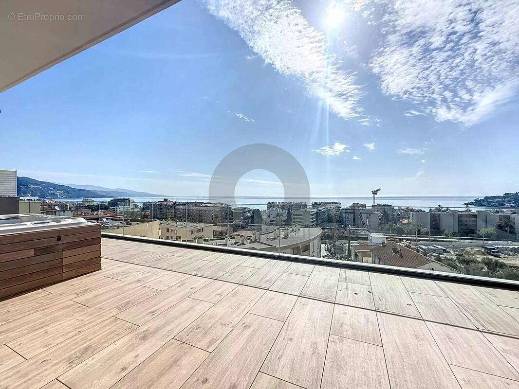 Appartement à ROQUEBRUNE-CAP-MARTIN