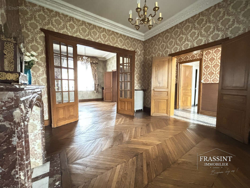 Maison 204 m² à Cambrai  - photo 7