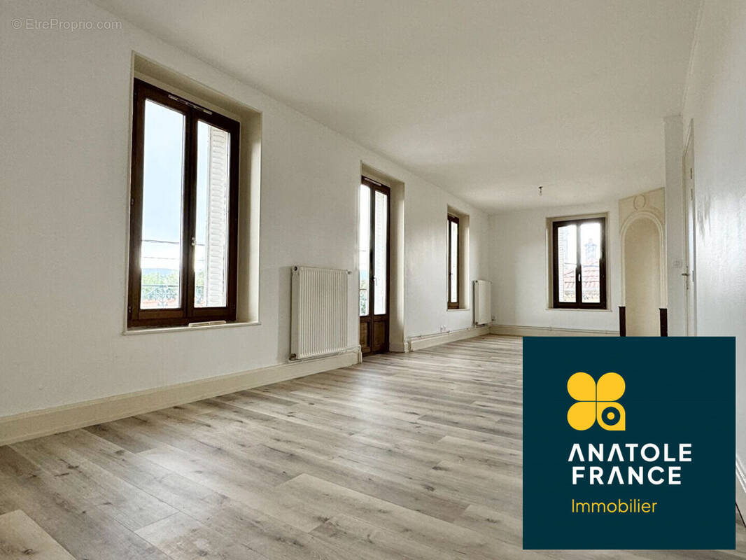Appartement à PONT-SAINT-VINCENT