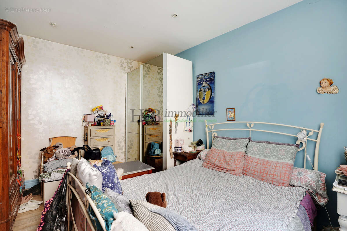 Commerce à PARIS-16E