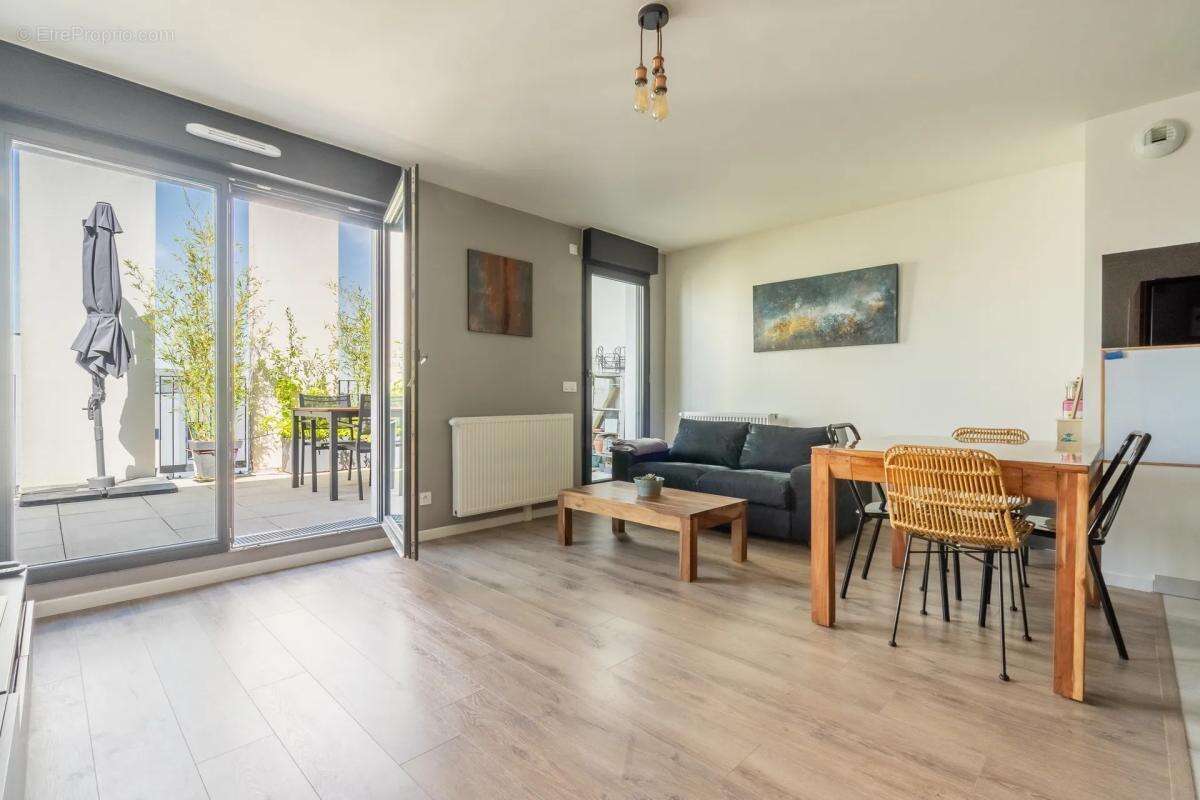 Duplex moderne avec terrasse et vue canal - photo 3