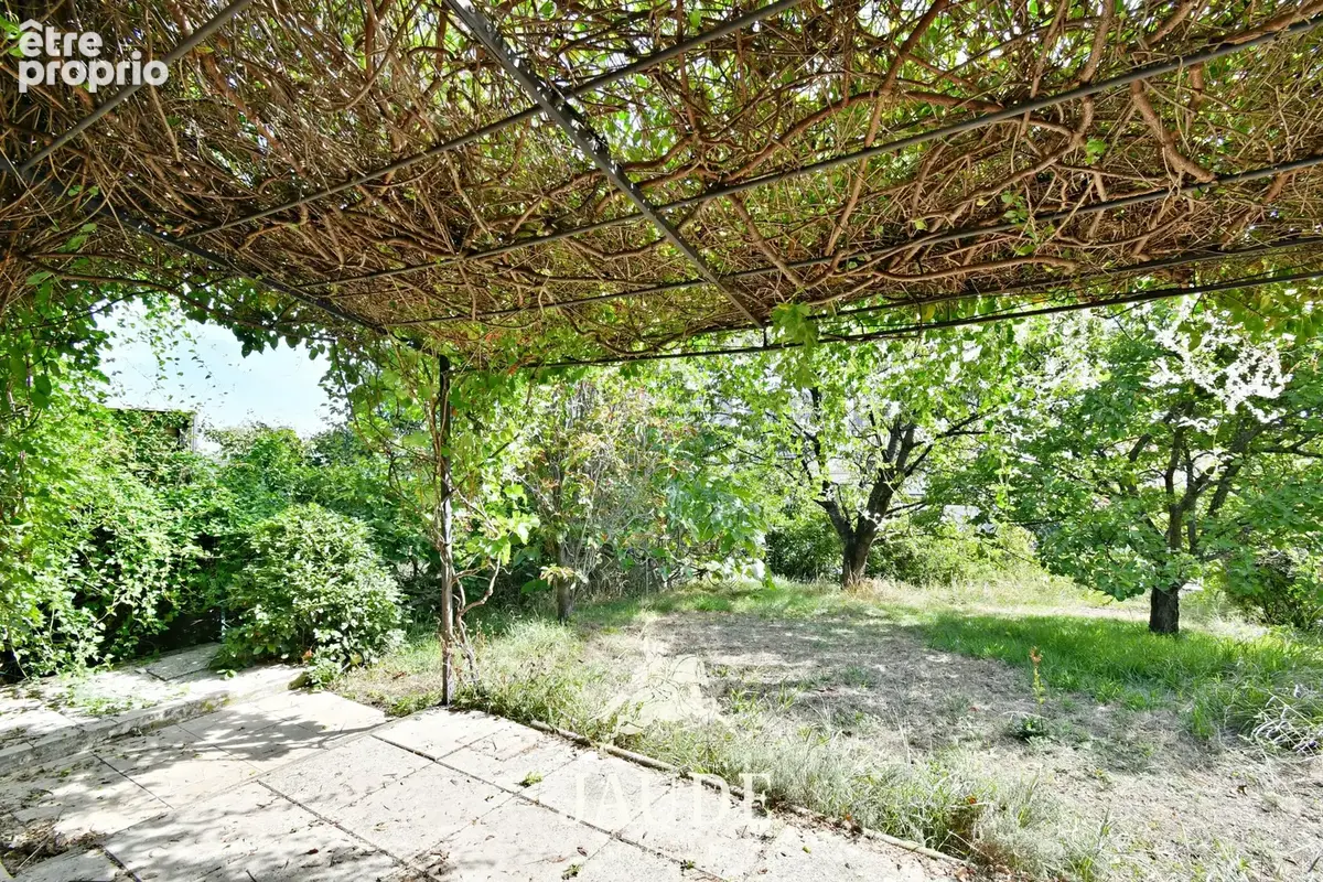 Maison (DPE en A) mitoyenne de 84 m2 avec jardin arboré et garage    rue Marcel Pagnol, Clermont-Ferrand - photo 12