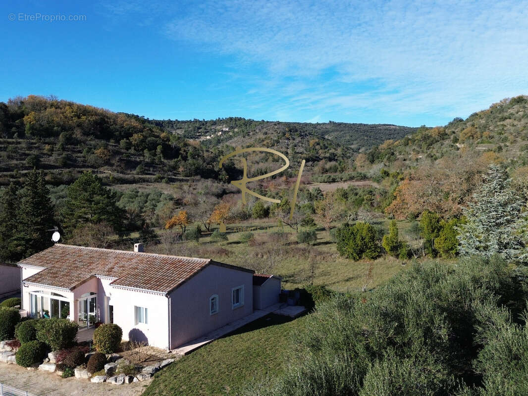 Maison à VALLON-PONT-D&#039;ARC