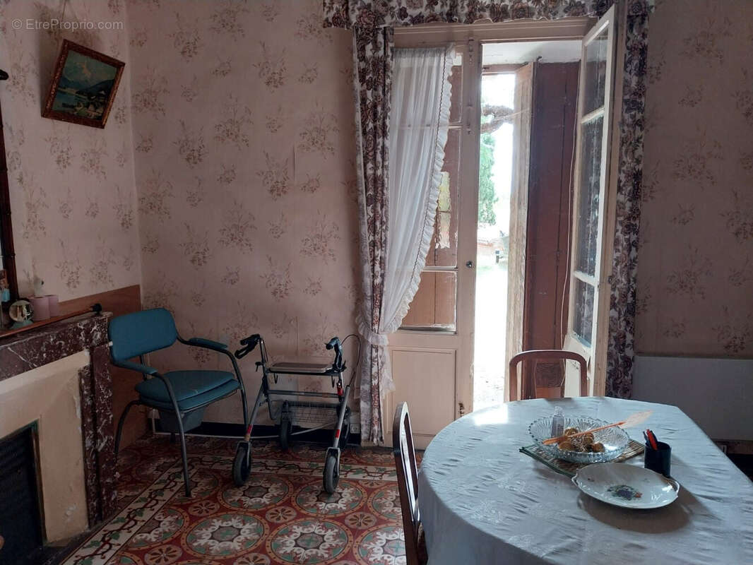 Maison à SAINT-GUIRAUD